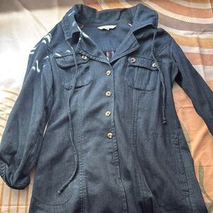 ✨Cabi Denim Blue Button Down Shirt Jacket